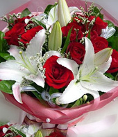 3 Lilium,11 Red roses